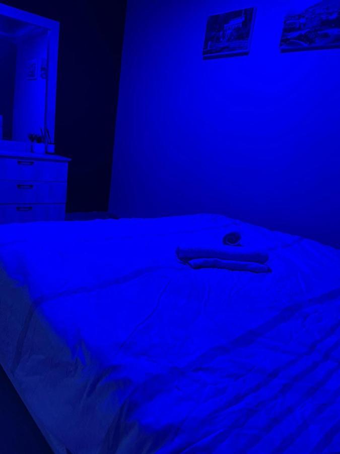 חדרי לייבל Label Rooms Blue & Red Tiberias Ngoại thất bức ảnh